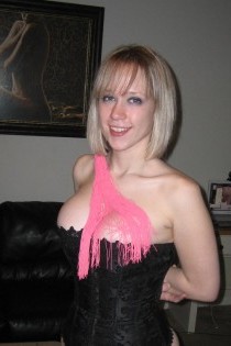 , 25  female escort, stcloud
